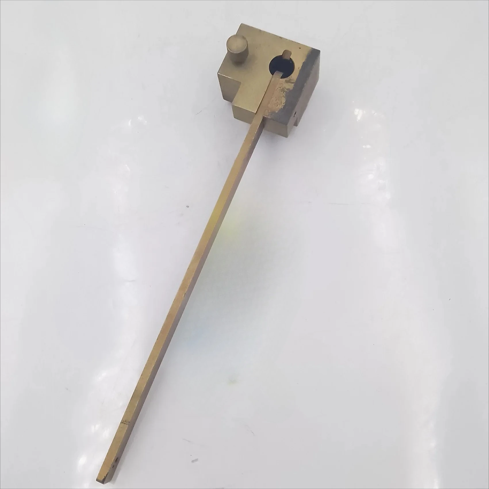 338-1054 3381054 Timing Tool for C6.6 Diesels Engine
338-1054 3381054 Timing Tool for C6.6 Diesels Engine