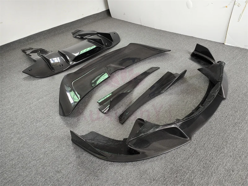 For Mclaren 720S V Style Carbon Fiber with Front Bumper Lip Side Skirts Rear Bumper Diffuser Intake Baffle Body Kit
For Mclaren 720S V Style Carbon Fiber with Front Bumper Lip Side Skirts Rear Bumper Diffuser Intake Baffle Body Kit