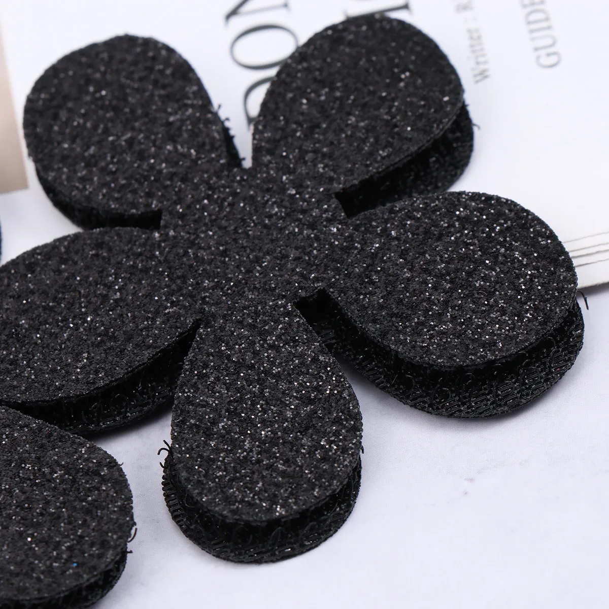 10Pcs Hair Fringe Sticker Seamless No Metal Large Elastics Easy to Remove Hair Bang Stickers for Sporting Use
10Pcs Hair Fringe Sticker Seamless No Metal Large Elastics Easy to Remove Hair Bang Stickers for Sporting Use
