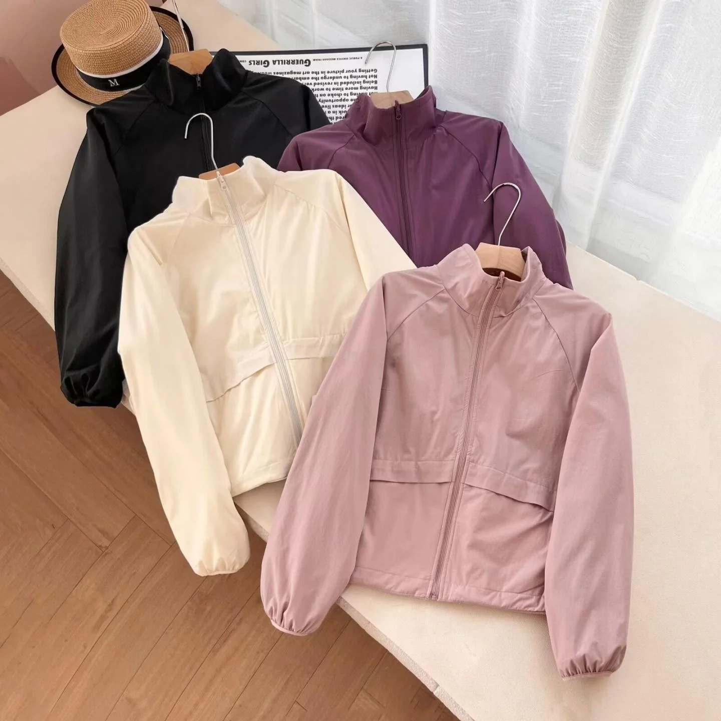 Outdoor Casual Waterproof Double-Sided Wear Soft Jacket Spring Stand Collar Fleece Vest Women's Fashion Warm Zipper
Outdoor Casual Waterproof Double-Sided Wear Soft Jacket Spring Stand Collar Fleece Vest Women's Fashion Warm Zipper