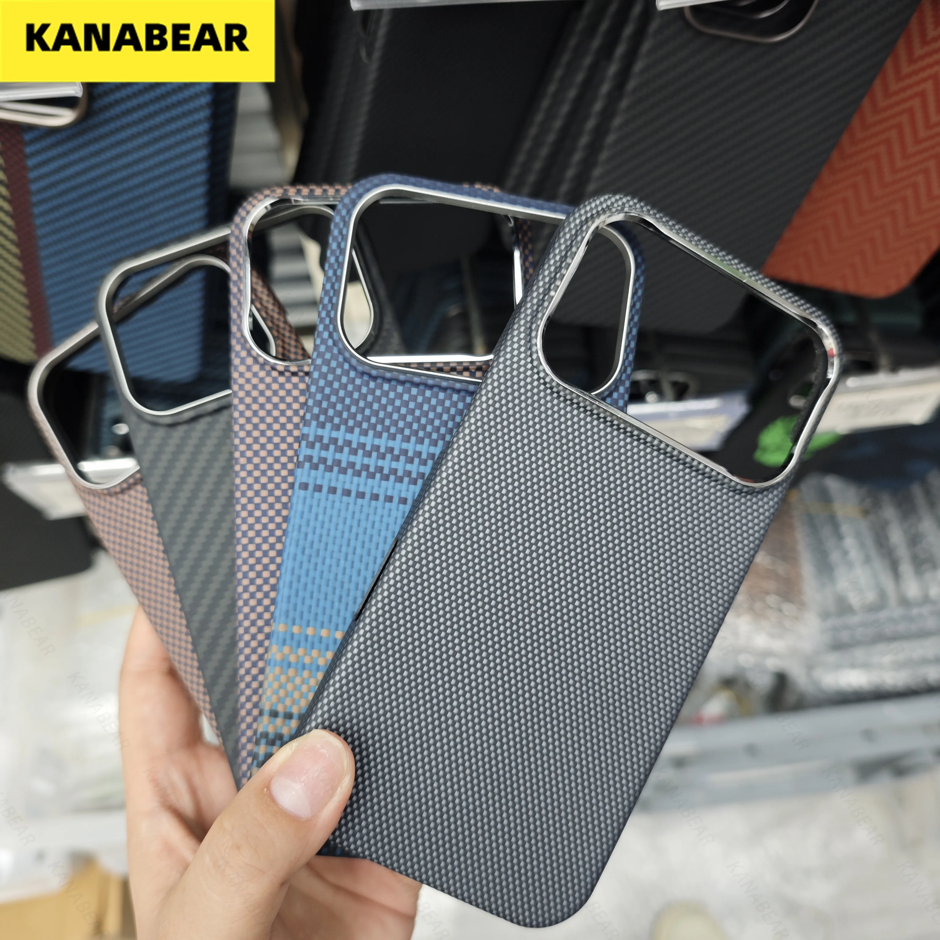 Pattern Carbon Fiber Texture 3D Relief MagSafe Case suitable for iPhone17Pro Max hard case cover supporting wireless charging
Pattern Carbon Fiber Texture 3D Relief MagSafe Case suitable for iPhone17Pro Max hard case cover supporting wireless charging