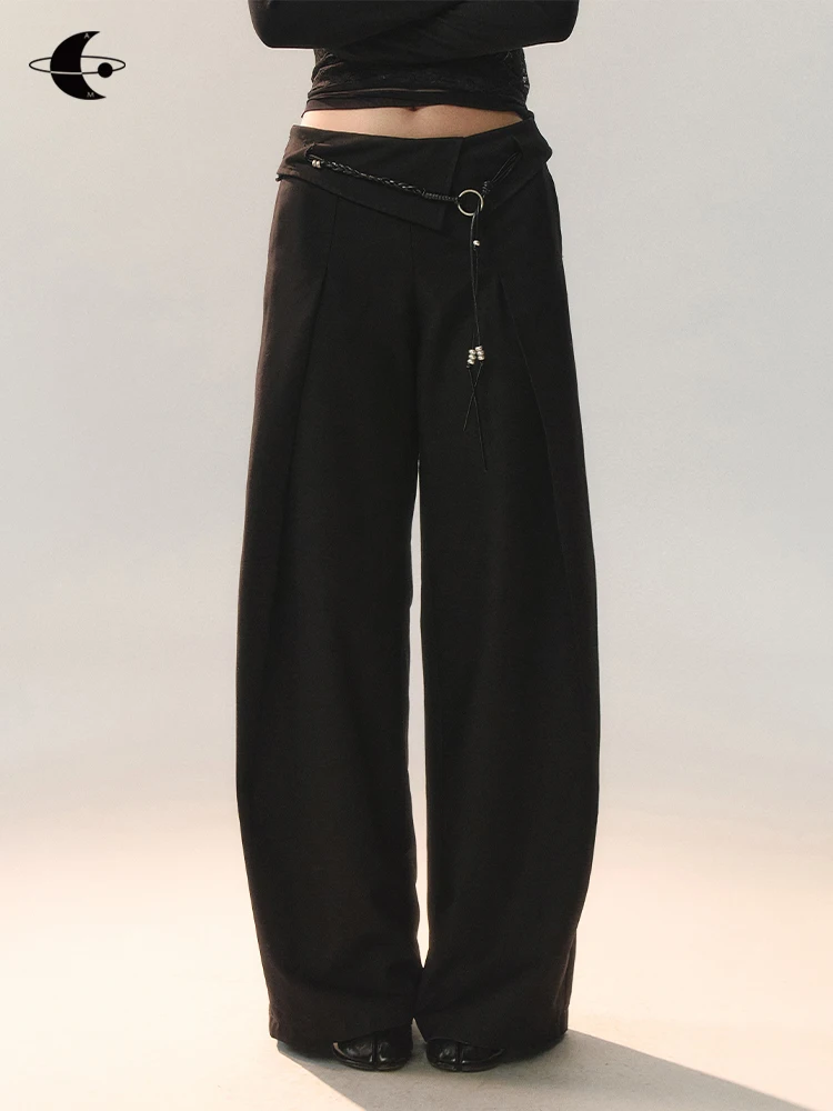 Early Spring Loose Straight Leg Casual Pants for Women Genesis Building Flip Design High Waist Polyester Blend
Early Spring Loose Straight Leg Casual Pants for Women Genesis Building Flip Design High Waist Polyester Blend