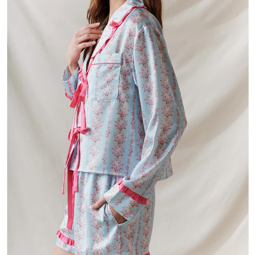 Women Autumn Vintage y2k Satin Pajama Sets Floral Print Long Sleeve Tie-Up Contrast Color Shirts+Shorts Loungewear Sleepwear
Women Autumn Vintage y2k Satin Pajama Sets Floral Print Long Sleeve Tie-Up Contrast Color Shirts+Shorts Loungewear Sleepwear