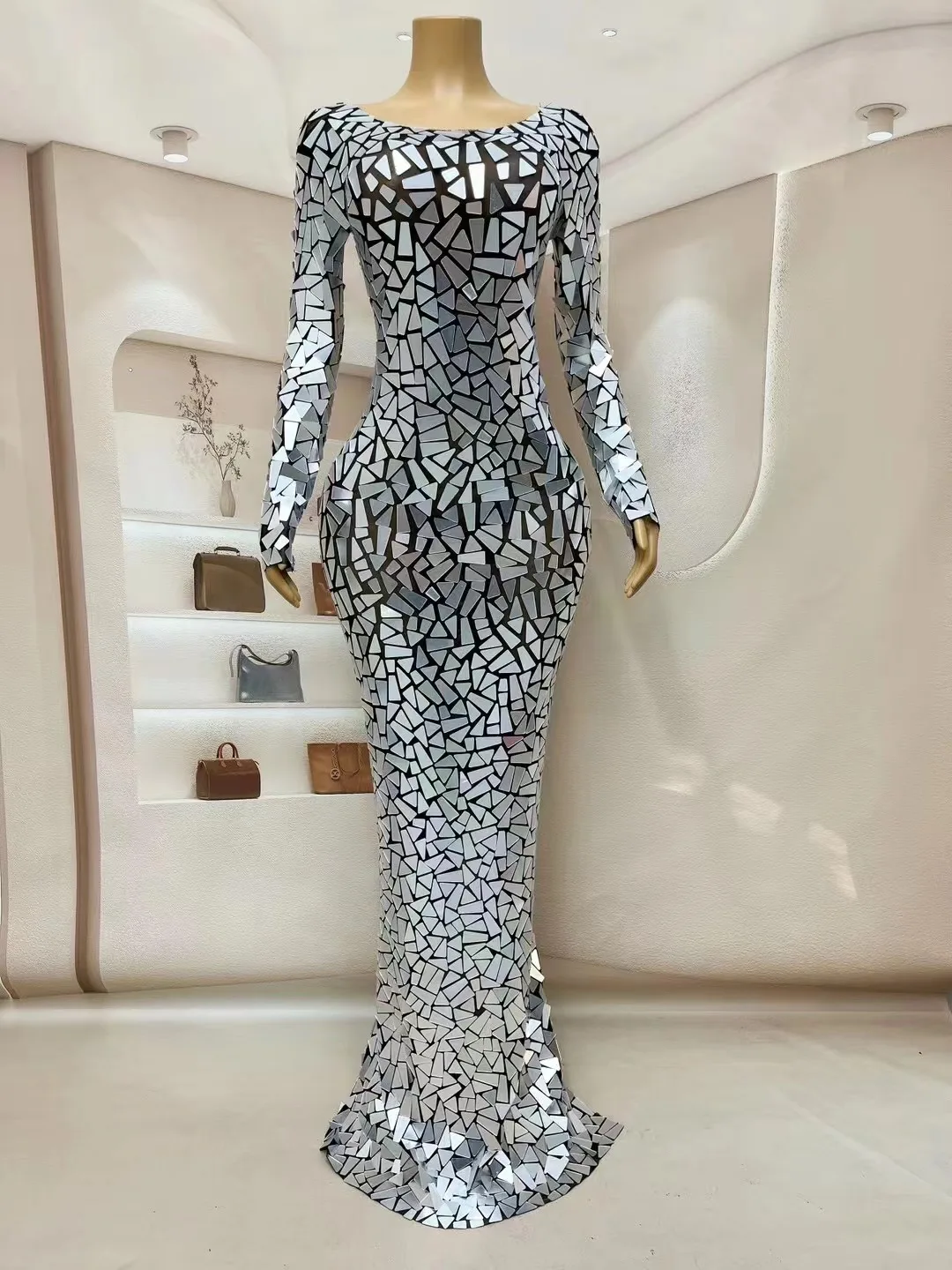 Sparkly Full Silver Mirrors Sexy BlackTransparent Dress Evening Birthday CelebrateCostume Prom Performance Outfit
Sparkly Full Silver Mirrors Sexy BlackTransparent Dress Evening Birthday CelebrateCostume Prom Performance Outfit