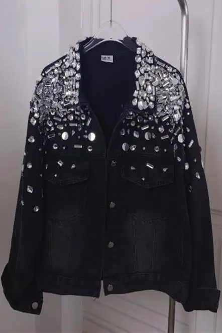 European Designer Statement Black Denim Jacket for Women Heavy Rhinestone Beading Sequin Embellishments Trendy Street Outerwear
European Designer Statement Black Denim Jacket for Women Heavy Rhinestone Beading Sequin Embellishments Trendy Street Outerwear