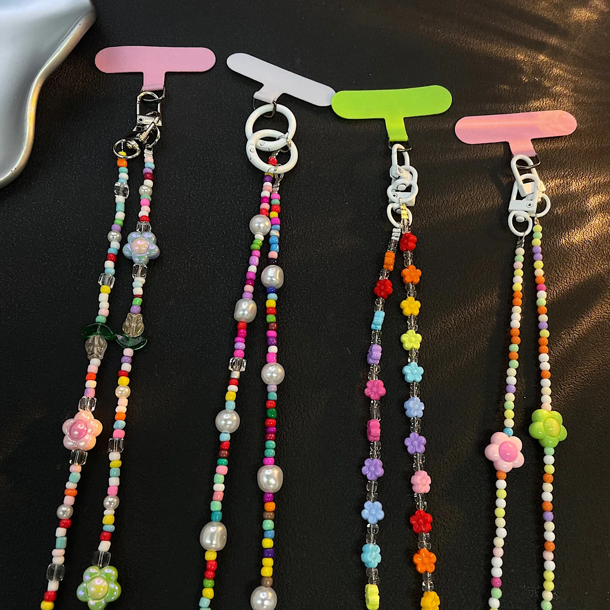 Spring Day Dopamine Mobile Phone Chain Color Bead Strap Hanging Chain Long Cross Carrying Camera Bag Back Carrying Chain
Spring Day Dopamine Mobile Phone Chain Color Bead Strap Hanging Chain Long Cross Carrying Camera Bag Back Carrying Chain
