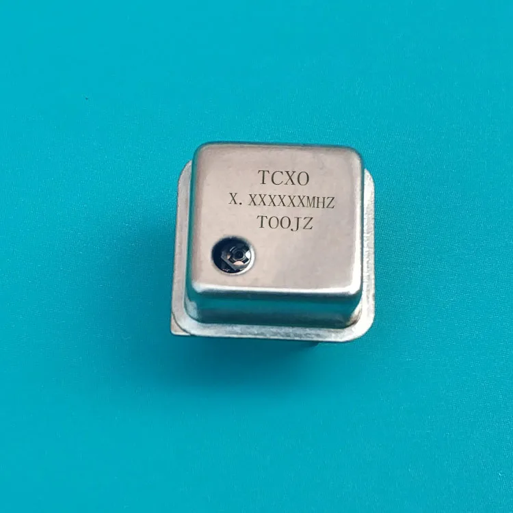 Кварцевый генератор с температурной компенсацией TCXO, 24 МГц, 48 м, 24,000 МГц, высокоточный, ppm позолоченный
Кварцевый генератор с температурной компенсацией TCXO, 24 МГц, 48 м, 24,000 МГц, высокоточный, ppm позолоченный