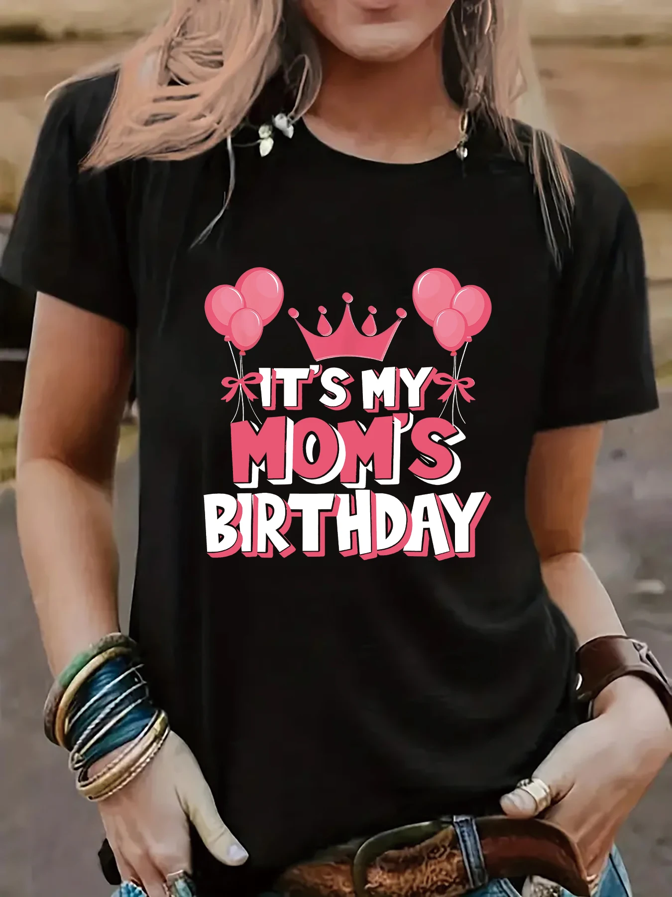 Mom's Birthday creative women's T-shirt summer round neck short sleeved fashionable rest Harajuku Mother's Day Happy Gift
Mom's Birthday creative women's T-shirt summer round neck short sleeved fashionable rest Harajuku Mother's Day Happy Gift