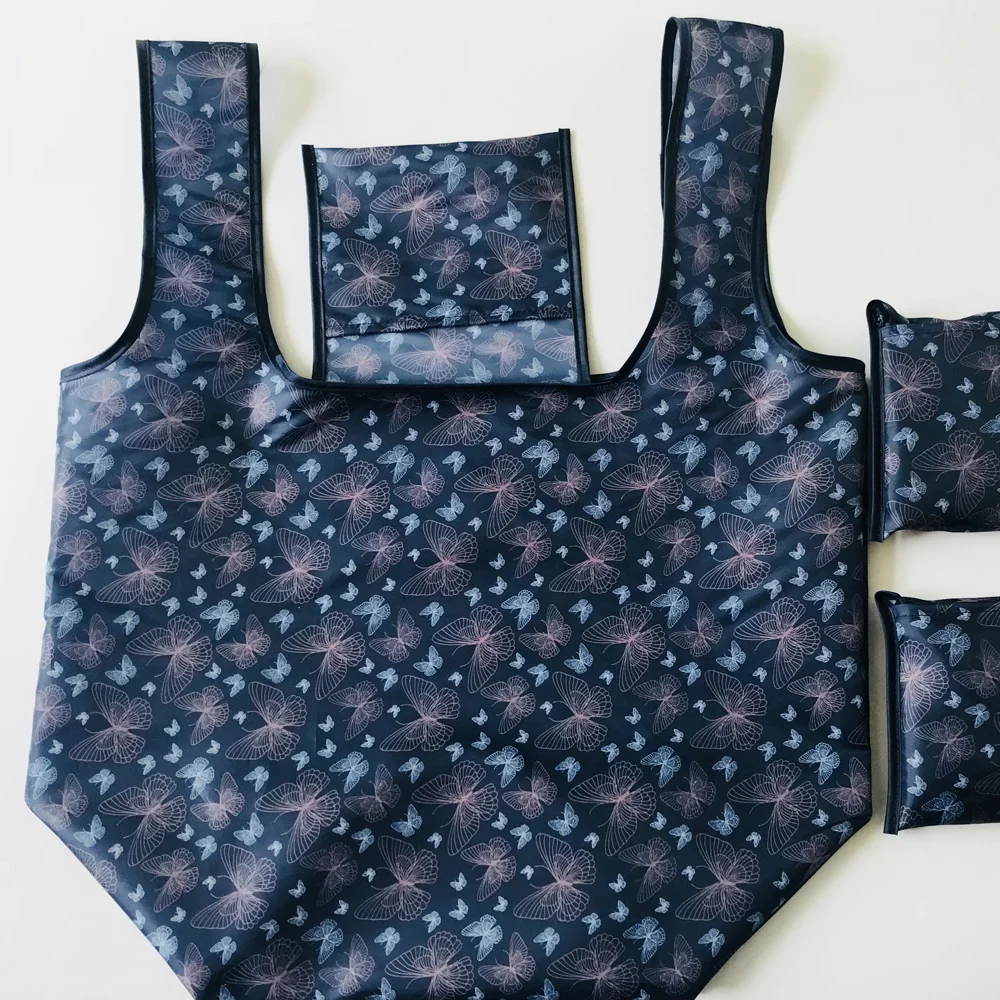 Floral Print Lightweight Polyester Folding Square Bag Recycled Portable Large Capacity Storage Tote Bag
Floral Print Lightweight Polyester Folding Square Bag Recycled Portable Large Capacity Storage Tote Bag