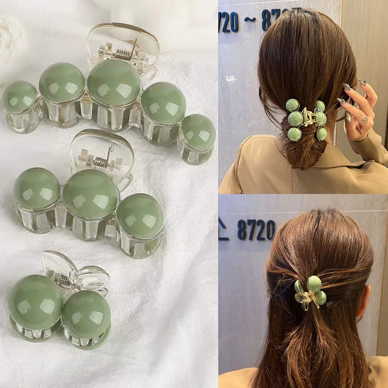 1 Women's retro gradient beaded hair claw Geometric hairpin Shark clip Fashion everything hair clip hair accessories
1 Women's retro gradient beaded hair claw Geometric hairpin Shark clip Fashion everything hair clip hair accessories