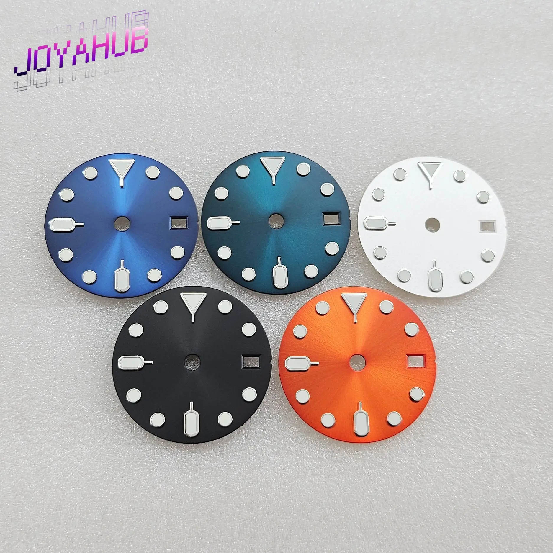 Customized LOGO 28.5mm Watch Dial Green Luminescent Blank Modification GMT Four-hand Dial for NH34 Automatic Movement OEM
Customized LOGO 28.5mm Watch Dial Green Luminescent Blank Modification GMT Four-hand Dial for NH34 Automatic Movement OEM