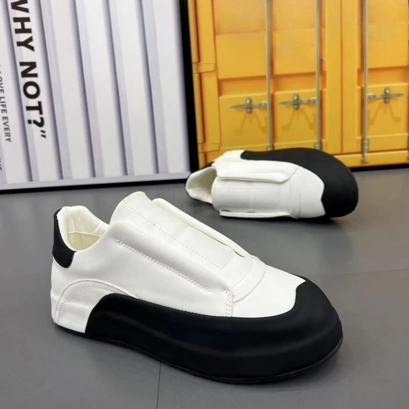 Platform Shoes Men's Sneakers Trend Flat Leather Male Casual Shoes Soft Sole Running Shoes Designer Increased Internal Footwear
Platform Shoes Men's Sneakers Trend Flat Leather Male Casual Shoes Soft Sole Running Shoes Designer Increased Internal Footwear