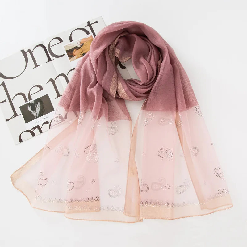 Luxury Rhinestone Rayon Scarf Summer Sunscreen Shawls For Women Thin Scarfs Big Size Headscarf Islamic Turban Headband 200*70cm
Luxury Rhinestone Rayon Scarf Summer Sunscreen Shawls For Women Thin Scarfs Big Size Headscarf Islamic Turban Headband 200*70cm