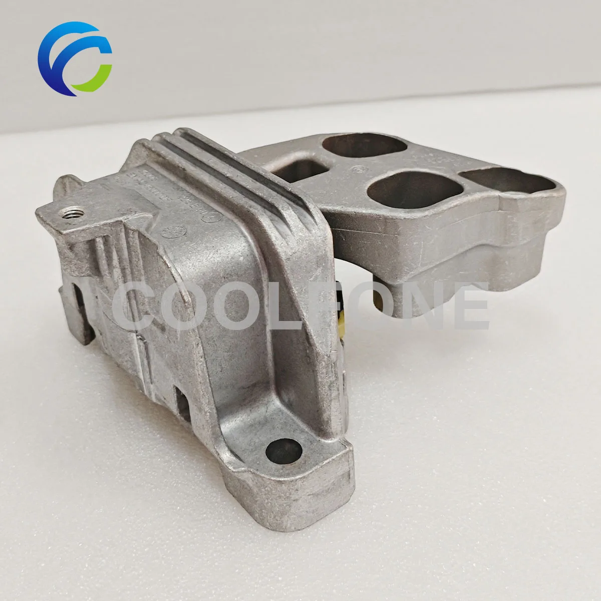 Engine Motor Mount for MERCEDES-BENZ W176 C117 X156 2014-2018 2462402317 A2462402317
Engine Motor Mount for MERCEDES-BENZ W176 C117 X156 2014-2018 2462402317 A2462402317