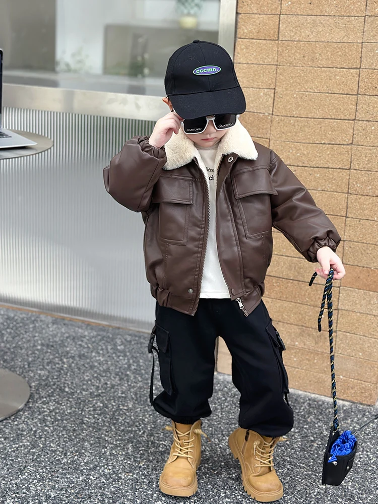 Girls Leather Jacket Spring New Children Plush Winter Clothes Warm Faux Fur Coat Kids Outwear TZ101
Girls Leather Jacket Spring New Children Plush Winter Clothes Warm Faux Fur Coat Kids Outwear TZ101