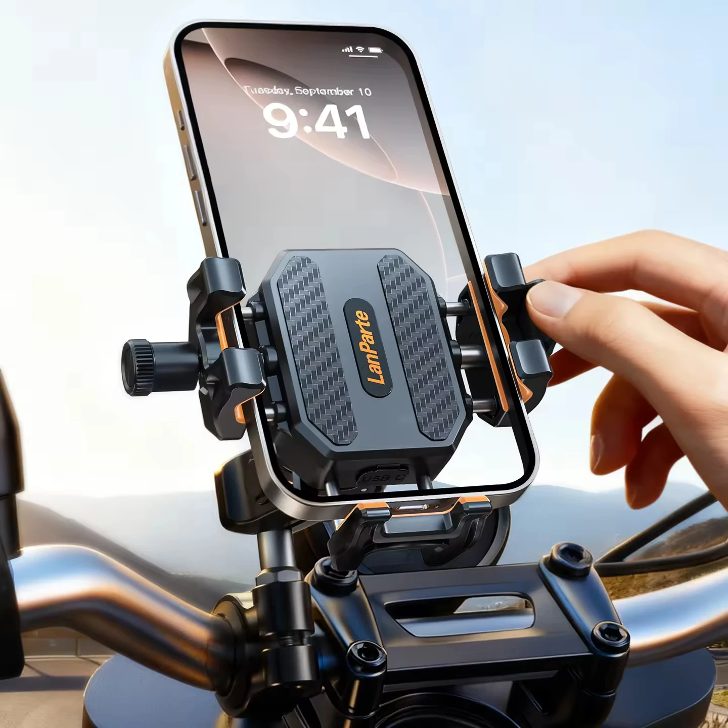 Aluminum Alloy Quick Lock Anti-Theft Cycling Phone Mount Anti-shock Absorption 360-degree Adjustable Holder for Motorcycle
Aluminum Alloy Quick Lock Anti-Theft Cycling Phone Mount Anti-shock Absorption 360-degree Adjustable Holder for Motorcycle
