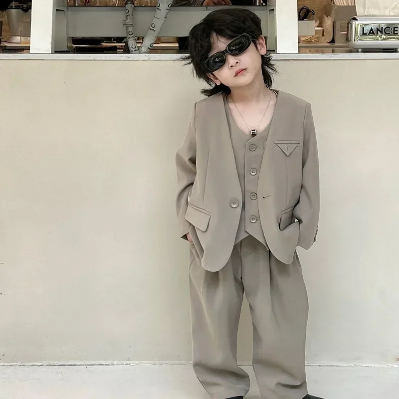 Suit for Kids Boys Autumn 2024 Blazer Vest Trousers 3pcs Girls Costume Trendy Cool School Infants 2-13 Years Teenage Clothes Set 
Suit for Kids Boys Autumn 2024 Blazer Vest Trousers 3pcs Girls Costume Trendy Cool School Infants 2-13 Years Teenage Clothes Set