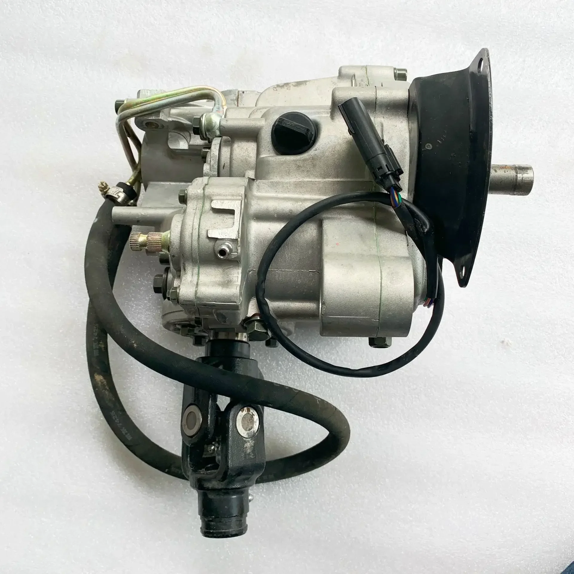 Gear Box Transmission for Hisun Side X Side UTV1000 Sector Strike ATV800 UTV800 800 1000 Massimo Spare Odes Part.
Gear Box Transmission for Hisun Side X Side UTV1000 Sector Strike ATV800 UTV800 800 1000 Massimo Spare Odes Part.