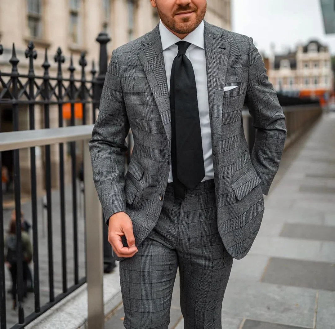 Plaid Men Suit Tailor-Made 2 Pieces Blazer Pants Single Breasted Business Lapel Appliques Wedding Groom Prom Plus Size Tailored
Plaid Men Suit Tailor-Made 2 Pieces Blazer Pants Single Breasted Business Lapel Appliques Wedding Groom Prom Plus Size Tailored