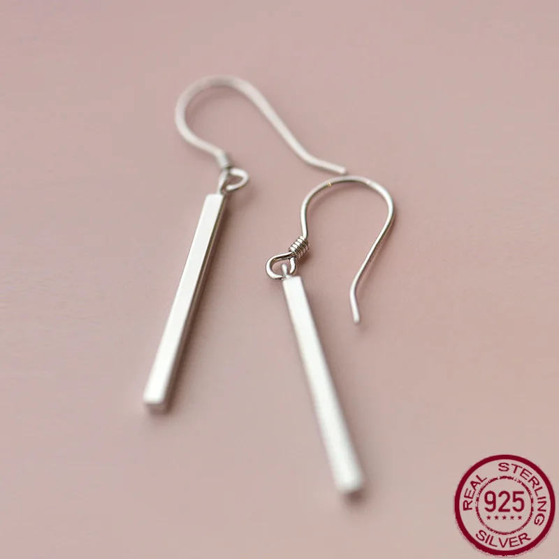 New S925 pure silver light luxury ins temperament design sense three-dimensional rectangular block earrings wedding jewelry
New S925 pure silver light luxury ins temperament design sense three-dimensional rectangular block earrings wedding jewelry