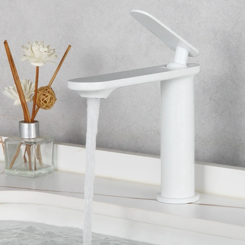 Single Hole Bathroom Vanity Basin Faucet 304 Stainless Steel Cold And Hot Water Bathroom Sink Tap White/Black
Single Hole Bathroom Vanity Basin Faucet 304 Stainless Steel Cold And Hot Water Bathroom Sink Tap White/Black