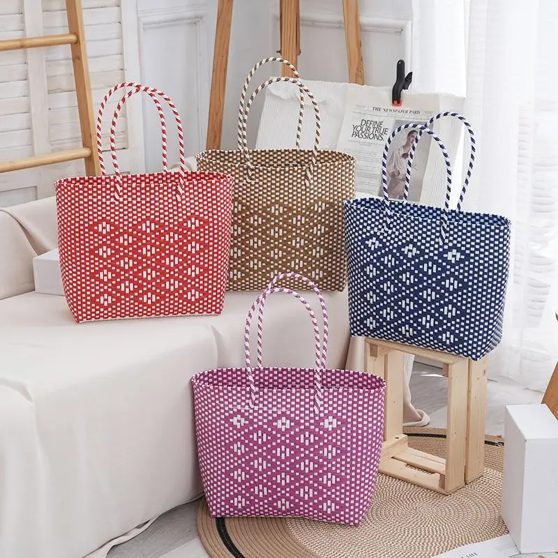 Fashionable Vegetable Basket Shopping Basket Handbag Handwoven Bag Leisure Travel Vacation Large Capacity Women's Bag
Fashionable Vegetable Basket Shopping Basket Handbag Handwoven Bag Leisure Travel Vacation Large Capacity Women's Bag