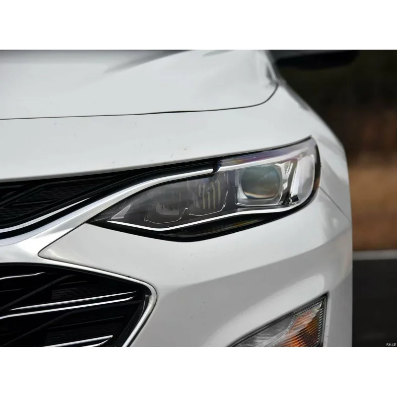 Suitable for 19-23 Chevrolet Malibu XL headlight assembly, modified with LED lens daytime running lights
Suitable for 19-23 Chevrolet Malibu XL headlight assembly, modified with LED lens daytime running lights