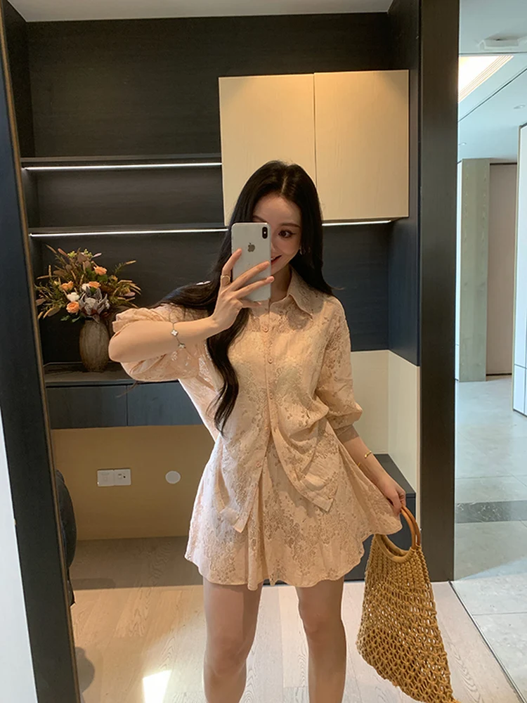 XINYI Summer Hollow out Lace Shirt And Half Skirt Slimming Set Casual Style Cotton Blend Seven Sleeve Flip Collar Top
XINYI Summer Hollow out Lace Shirt And Half Skirt Slimming Set Casual Style Cotton Blend Seven Sleeve Flip Collar Top