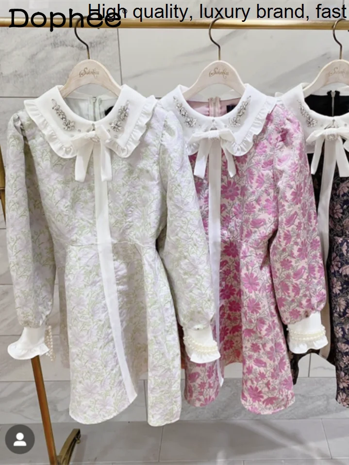 Sweet Lady Japanese Beaded Rhinestone Buckle Printed Mini for Women Lolita Cute Doll Collar Long Sleeve Slim Dress Student
Sweet Lady Japanese Beaded Rhinestone Buckle Printed Mini for Women Lolita Cute Doll Collar Long Sleeve Slim Dress Student