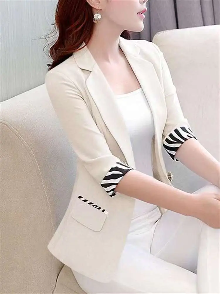 Spring Summer Autumn 2023 Women's Slim Fit Casual Short Style Five Sleeve Button up Polyester Jacket Lieoyuarn Commute Style
Spring Summer Autumn 2023 Women's Slim Fit Casual Short Style Five Sleeve Button up Polyester Jacket Lieoyuarn Commute Style