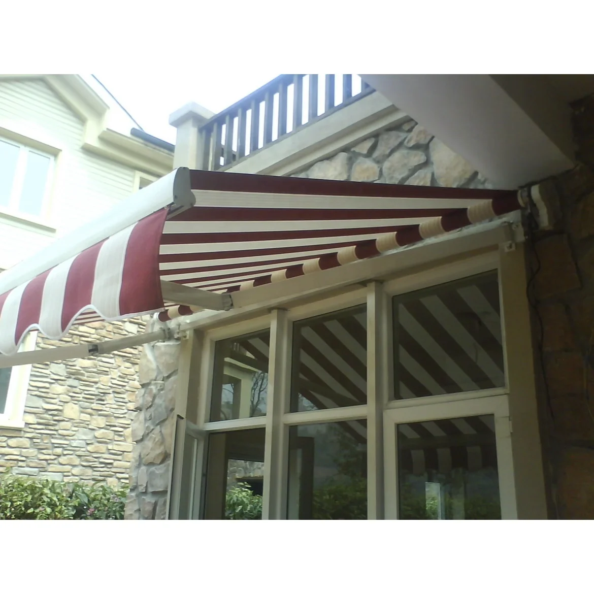 5.5*3m Fully Open Type Awning Patio Retractable Awning Outdoor Manual Garden Canopy Sun Shade Balcony Aluminum
5.5*3m Fully Open Type Awning Patio Retractable Awning Outdoor Manual Garden Canopy Sun Shade Balcony Aluminum