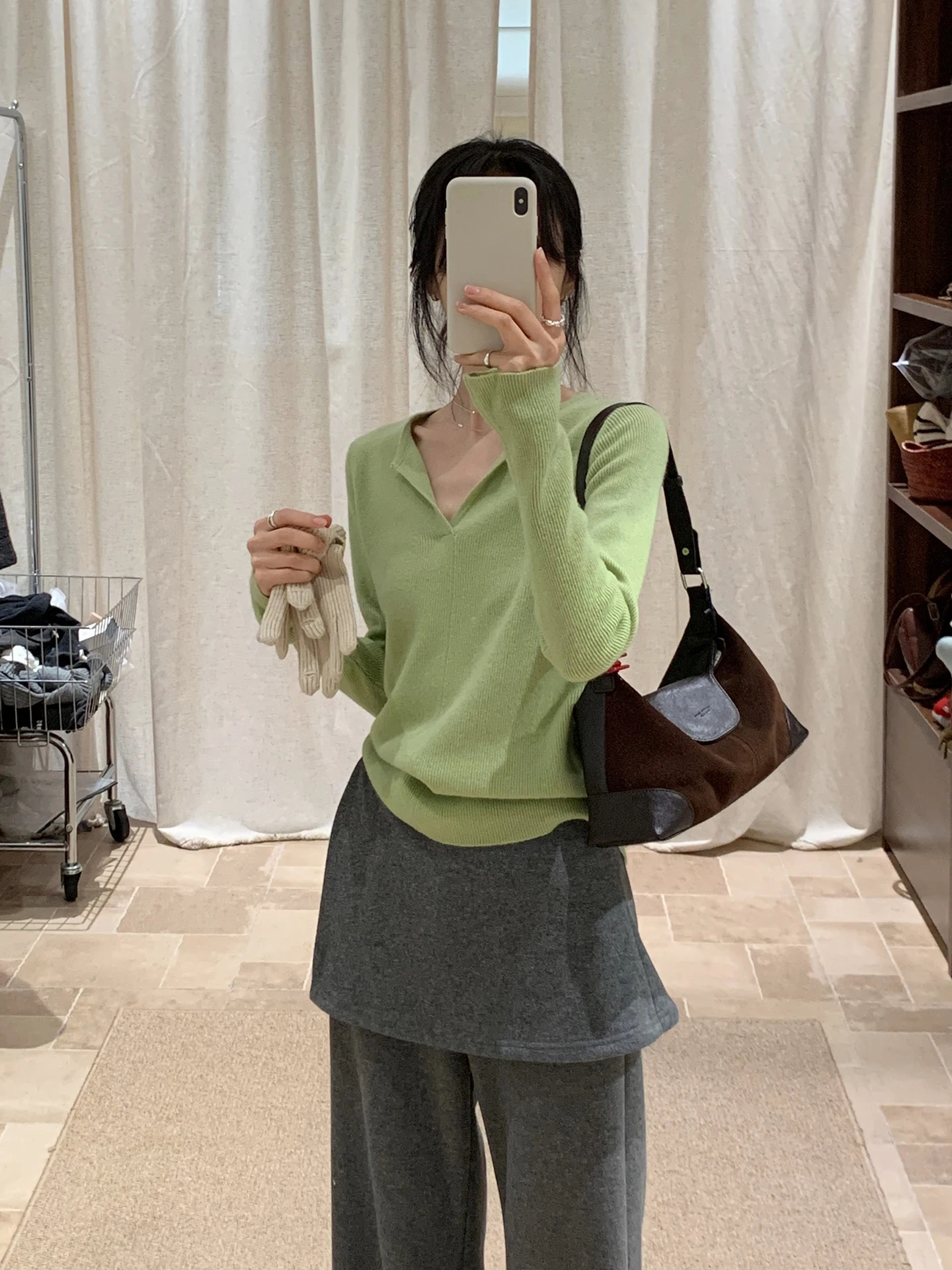 een Korean Sle Women's Knitted Wool Sweater Slim Fit Casual Long Sve Top Small Collar Autumn Winter New Arrival
een Korean Sle Women's Knitted Wool Sweater Slim Fit Casual Long Sve Top Small Collar Autumn Winter New Arrival