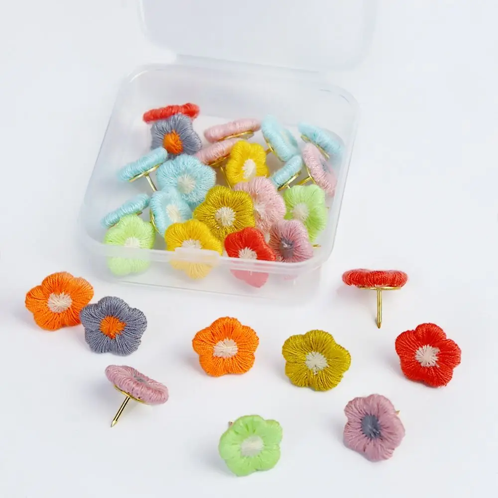 20/30/50Pcs Creative Embroidery Flower Pushpins DIY Reusable Board Push Pin with Box Cute Decorative Studs Corkboard
20/30/50Pcs Creative Embroidery Flower Pushpins DIY Reusable Board Push Pin with Box Cute Decorative Studs Corkboard
