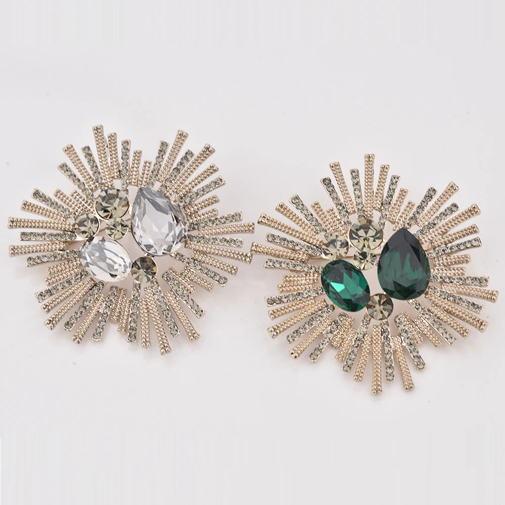 JACKSTRAW high quality crystal jewelry original fashion item commuter scarf buckle ladies brooch
JACKSTRAW high quality crystal jewelry original fashion item commuter scarf buckle ladies brooch
