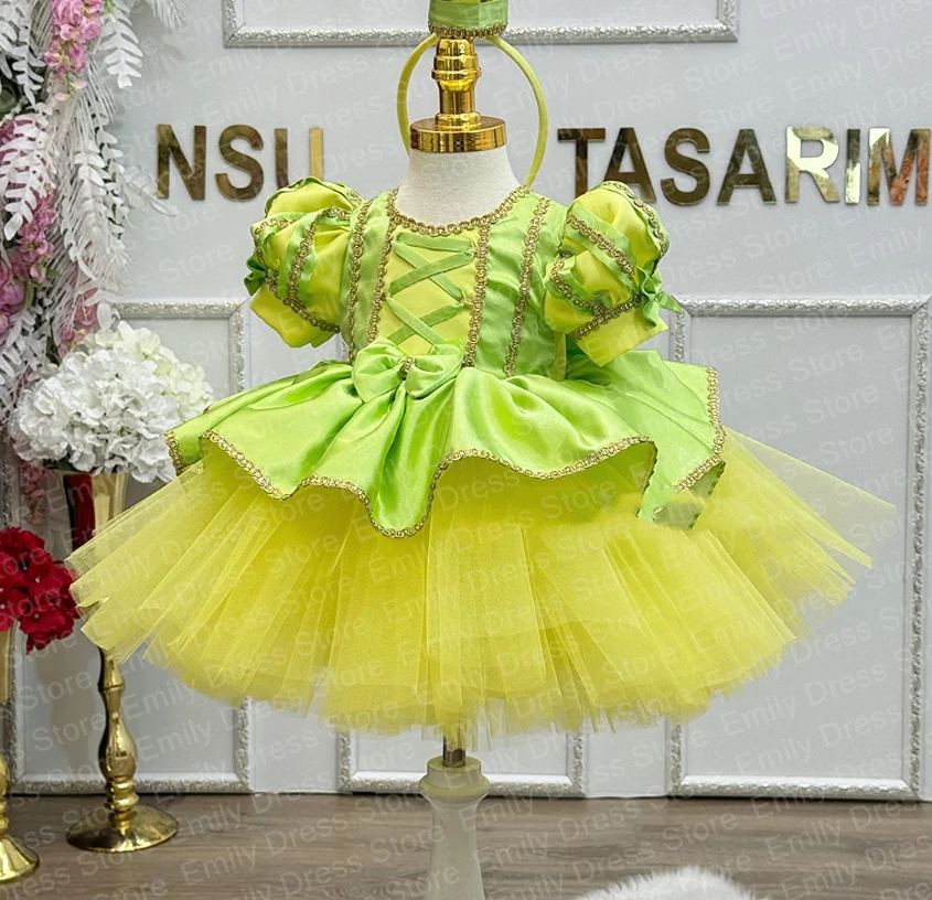 Customized Green Flower Girl Dress For Wedding Cute Mini Above-knee Puffy O Neck With Bow Dress Kids Pageant Ball Gowns
Customized Green Flower Girl Dress For Wedding Cute Mini Above-knee Puffy O Neck With Bow Dress Kids Pageant Ball Gowns