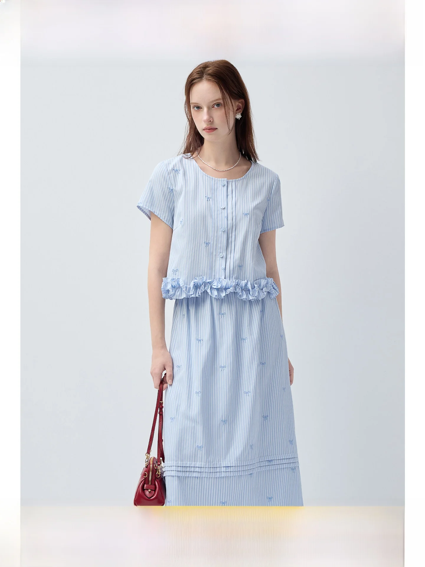 plus Size Women's Striped Short Sleeve Set Waist Cinching Slimming New Style Half Skirt Summer Commute Fatter MM Skirt
plus Size Women's Striped Short Sleeve Set Waist Cinching Slimming New Style Half Skirt Summer Commute Fatter MM Skirt