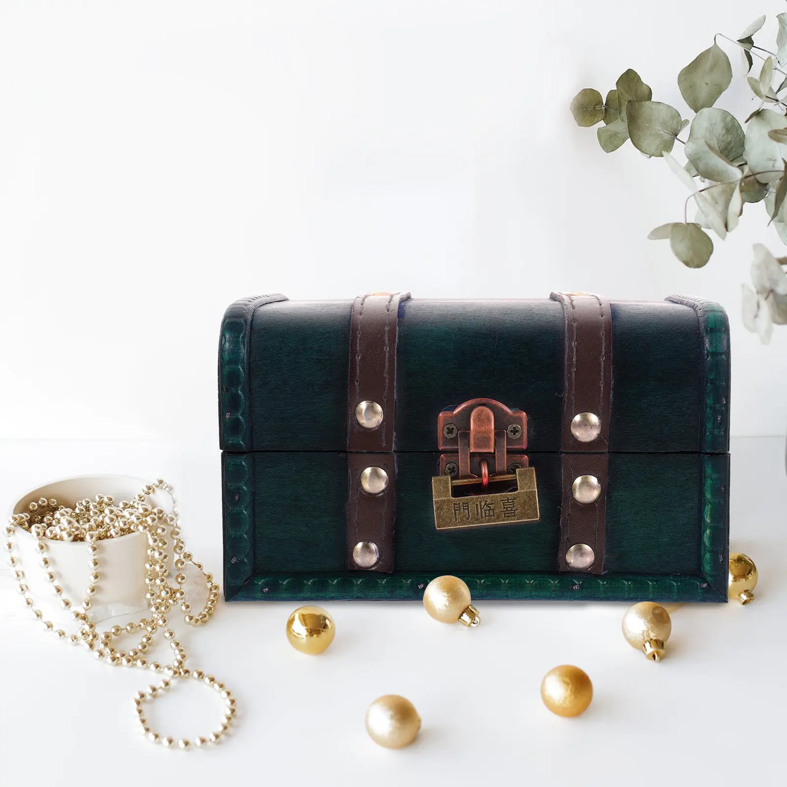 Retro Vintage Wooden Jewelry Box Storage Case with Lock Sturdy PU Zinc Alloy Construction for Rings Earrings Bracelets Trinkets
Retro Vintage Wooden Jewelry Box Storage Case with Lock Sturdy PU Zinc Alloy Construction for Rings Earrings Bracelets Trinkets