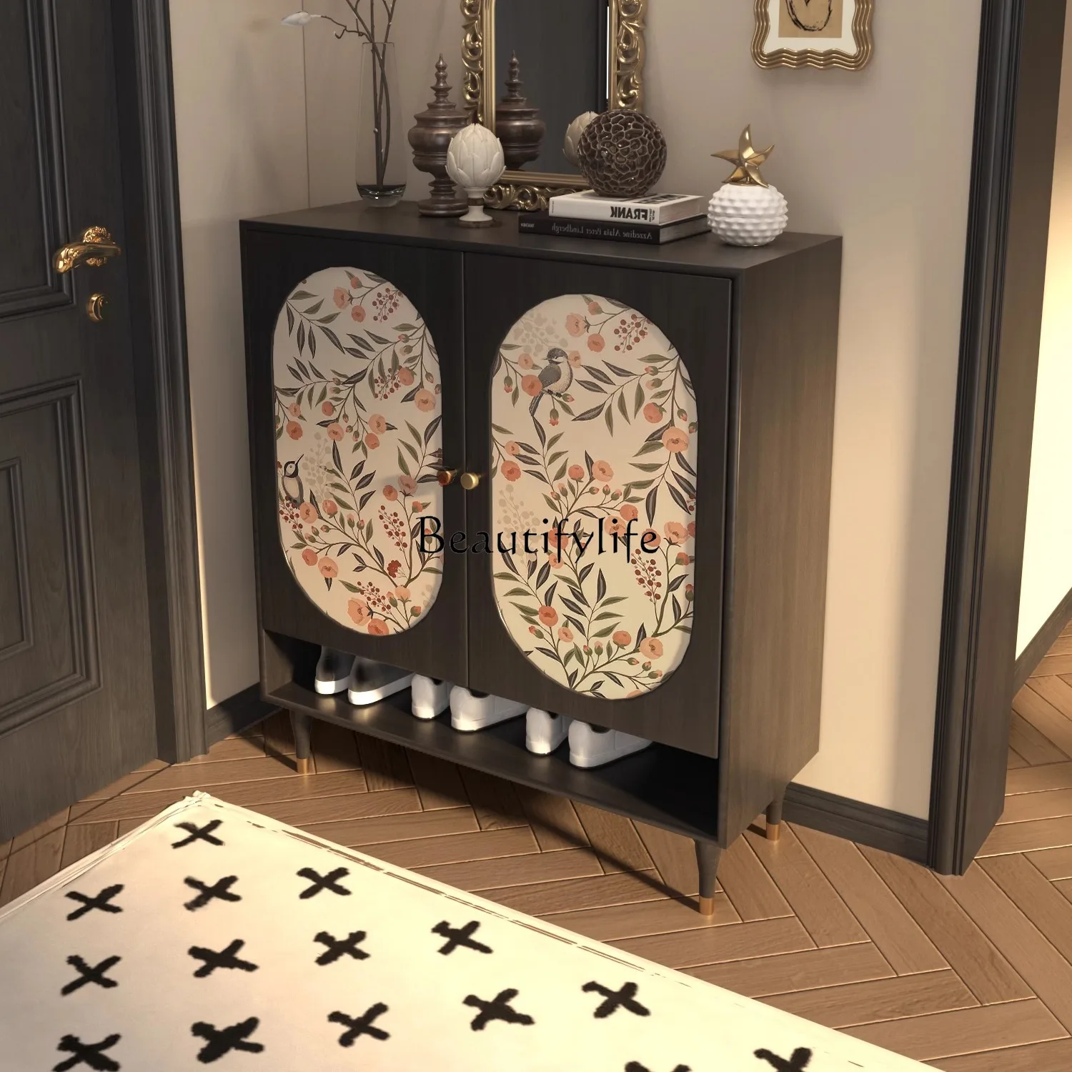 French medieval shoe cabinet multi-layer solid wood porch cabinet American retro floor
French medieval shoe cabinet multi-layer solid wood porch cabinet American retro floor