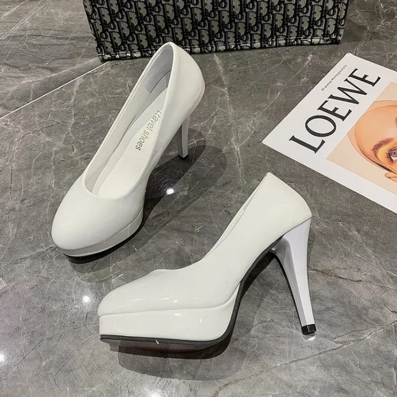 Minimalist Round Toe Platform Stiletto Heels Patent Leather Womens Shoes Fashion Office Work Shoes Party Pumps Large Size 41 42
Minimalist Round Toe Platform Stiletto Heels Patent Leather Womens Shoes Fashion Office Work Shoes Party Pumps Large Size 41 42