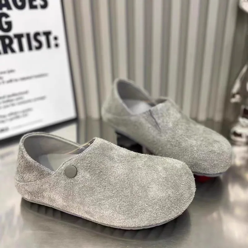 Suede Women Flats Shoes Fashion Casual Sneakers 2025 New Summer Loafers Shoes Designer Retro Woman Shoes Walking Sport Sandalias
Suede Women Flats Shoes Fashion Casual Sneakers 2025 New Summer Loafers Shoes Designer Retro Woman Shoes Walking Sport Sandalias