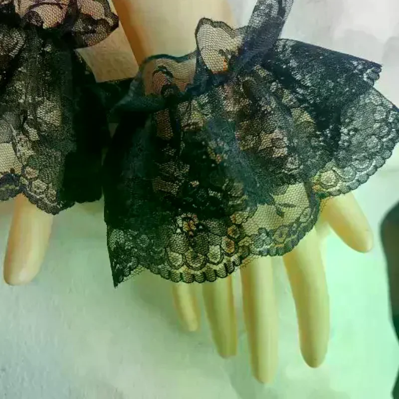 1 Pair Versatile Elegant Fake Cuffs Embroidery Pattern Detachable Lace Sleeves Solid Color Thin False Cuffs For Women
1 Pair Versatile Elegant Fake Cuffs Embroidery Pattern Detachable Lace Sleeves Solid Color Thin False Cuffs For Women