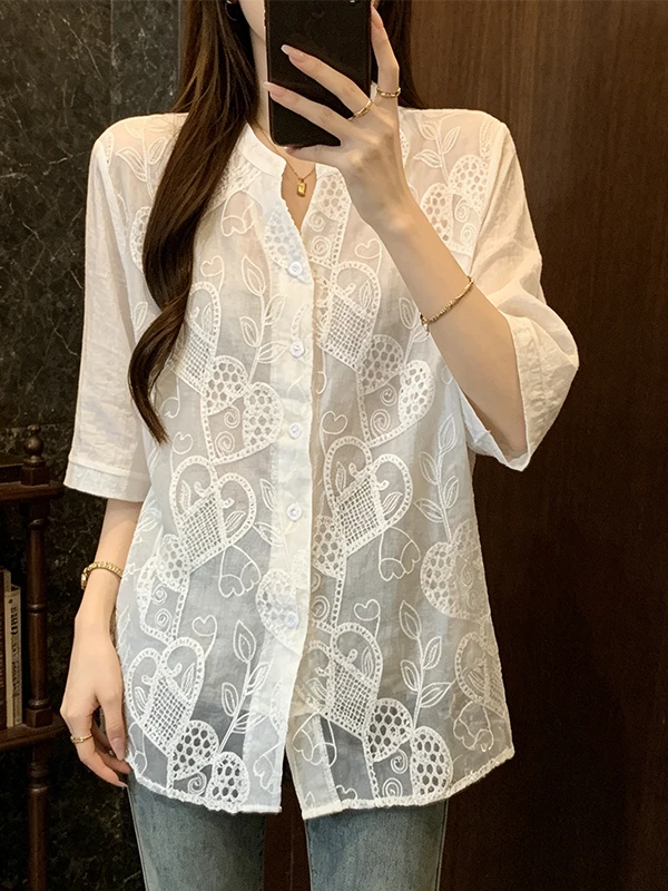 Summer New plus Size Women's Shirt Embroidered Loose Short Sleeve Versatile Slimming Top Korean Style Breathable Skin-Friendly
Summer New plus Size Women's Shirt Embroidered Loose Short Sleeve Versatile Slimming Top Korean Style Breathable Skin-Friendly