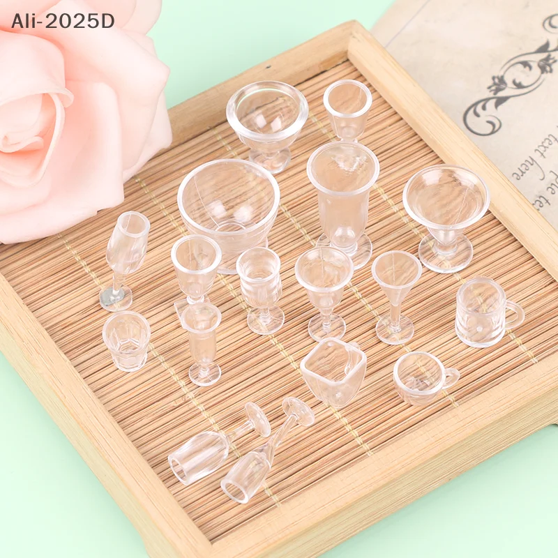 17pcs/lot plate cup dish bowl tableware set Dollhouse Miniature Toy Doll Food Kitchen living room Accessories 1:12 Scale
17pcs/lot plate cup dish bowl tableware set Dollhouse Miniature Toy Doll Food Kitchen living room Accessories 1:12 Scale