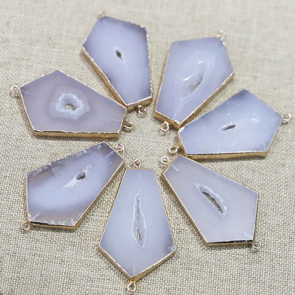 Natural Stone Polygon Agate Gilt Edge Connector Unisex Reiki Charms DIY Fashion Jewelry Accessories Wholesale 4Pcs Free Shipping
Natural Stone Polygon Agate Gilt Edge Connector Unisex Reiki Charms DIY Fashion Jewelry Accessories Wholesale 4Pcs Free Shipping