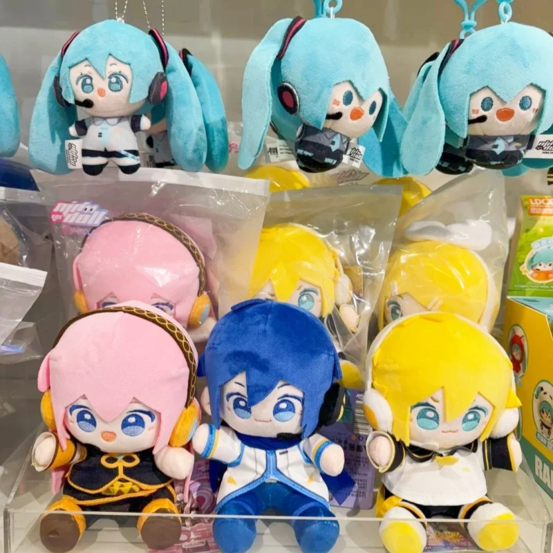 Minidoll Hatsune Miku, хлопковая плюшевая фигурка 8/15/35 см, сидящая кукла, рюкзак, подушка, мягкая игрушка, украшение Fufu, подарок на день рождения для фанатов
Minidoll Hatsune Miku, хлопковая плюшевая фигурка 8/15/35 см, сидящая кукла, рюкзак, подушка, мягкая игрушка, украшение Fufu, подарок на день рождения для фанатов