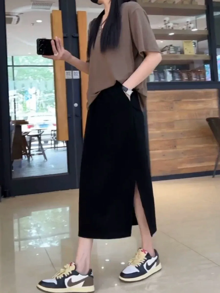 High Waist A-Line Black Skirt for Women Summer plus Size Midi Length Slit Skirts Skin-friendly Breathable Casual Skirts
High Waist A-Line Black Skirt for Women Summer plus Size Midi Length Slit Skirts Skin-friendly Breathable Casual Skirts