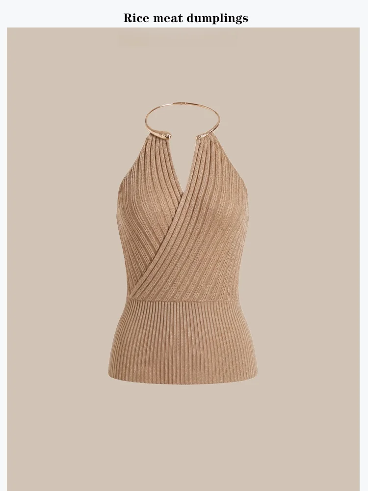 Sexy Knitted Metal Neck Hanging Top Women's Fashion Summer Lightweight Luxury Sweater Soft Fit Style mid Thickness Knitwear
Sexy Knitted Metal Neck Hanging Top Women's Fashion Summer Lightweight Luxury Sweater Soft Fit Style mid Thickness Knitwear