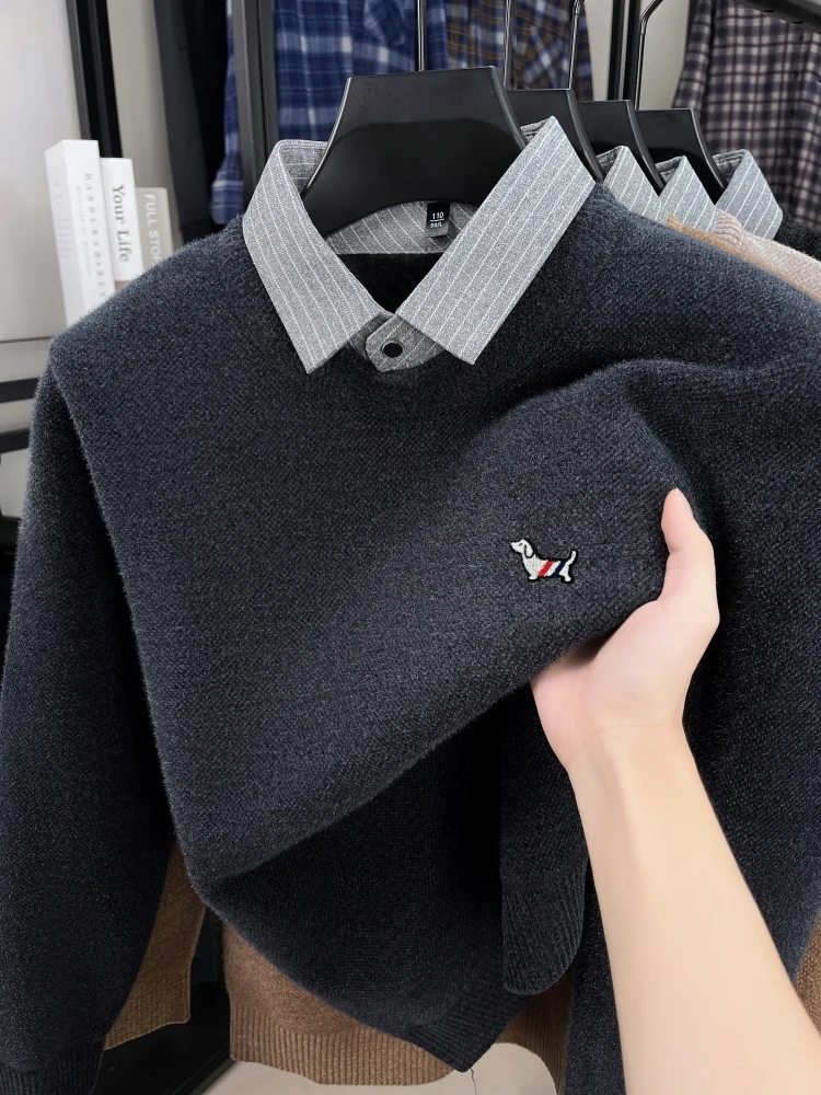 Fashion fake two piece design men's knitted sweater designer brand dog embroidery comfort warm pullover new striped lapel top
Fashion fake two piece design men's knitted sweater designer brand dog embroidery comfort warm pullover new striped lapel top