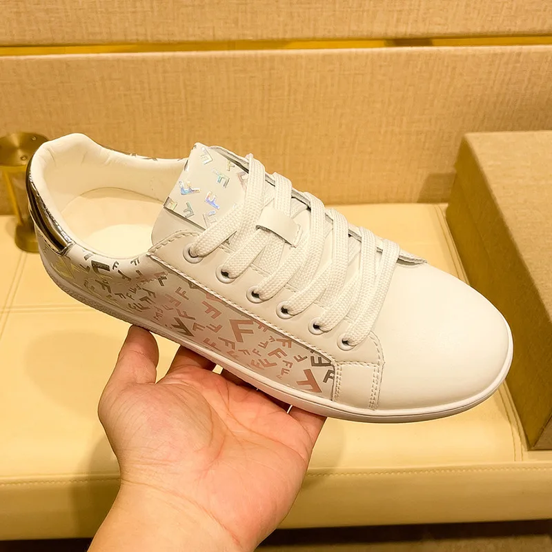 Letter Print White Sneakers Man Leather Brand Skate Shoes Man Flat Lace-Up Board Sneakers For Men Trainers zapatos de skateboard
Letter Print White Sneakers Man Leather Brand Skate Shoes Man Flat Lace-Up Board Sneakers For Men Trainers zapatos de skateboard