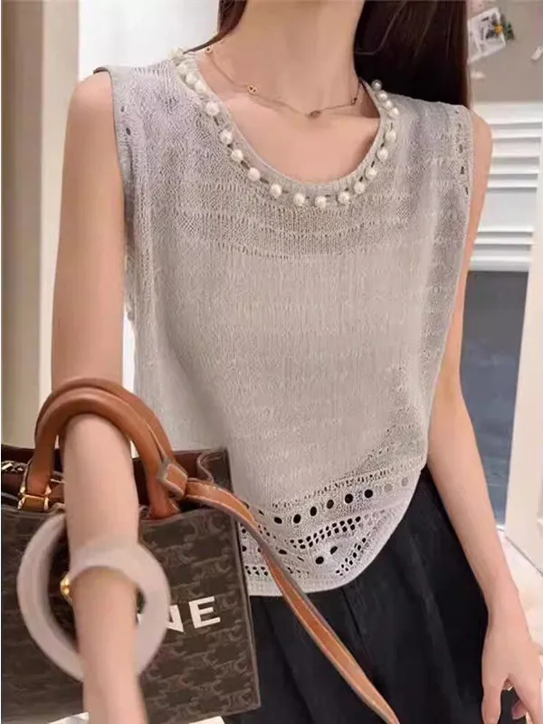 Summer Thin Ice Silk Knitted Strap Vest Women's Outerwear High-End Sensation 2026 New Style Short Length Loose Fit round Neck
Summer Thin Ice Silk Knitted Strap Vest Women's Outerwear High-End Sensation 2026 New Style Short Length Loose Fit round Neck
